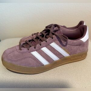 Gazelle Indoor shoes